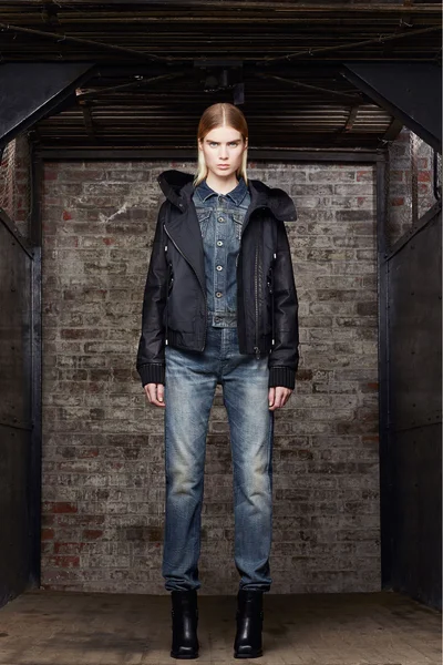 Look 5